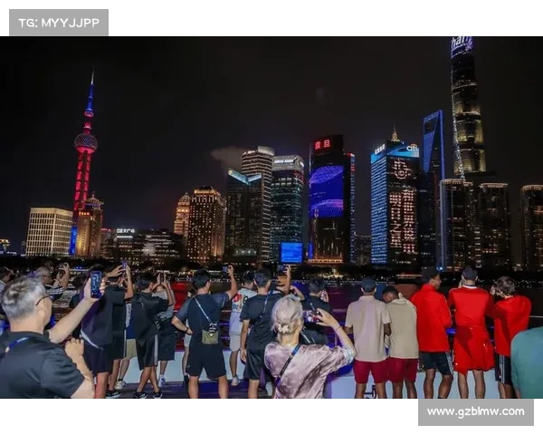 明日之星杯决赛观众超万 浦江灯光秀点亮青训文化传承 明日之星杯决赛观众超万 浦江灯光秀点亮青训文化传承